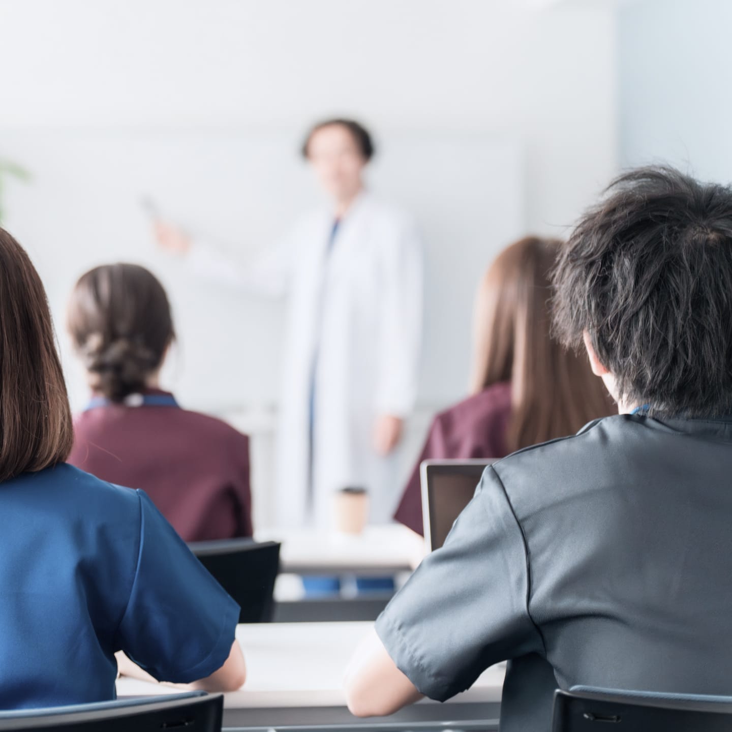 学術・臨床情報サポートの様子